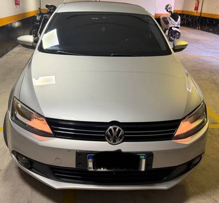 VOLKSWAGEN JETTA 2.0 COMFORTLINE FLEX 4P TIPTRONIC VOLKSWAGEN JETTA 2.0 COMFORTLINE FLEX 4P TIPTRONIC